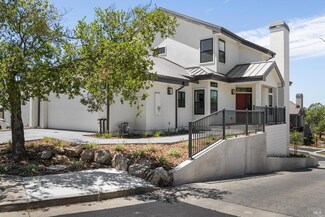 4420 Lahinch Ln, Santa Rosa, CA 95403