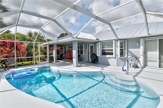 1332 Surfside Ln, Sebastian, FL 32958