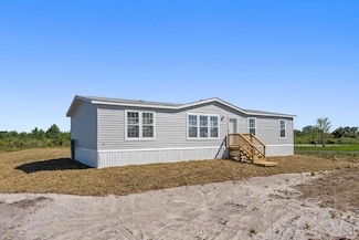 18987 NW 268th St, Okeechobee, FL 34972