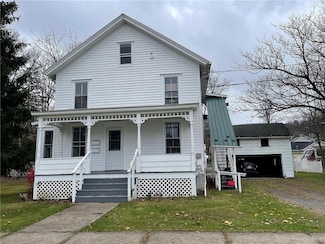 3 Center St, Deposit, NY 13754