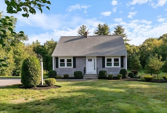 25 Webster Ave, Pelham, NH 03076