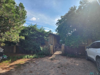 638 S Roosevelt Road S, Portales, NM 88130