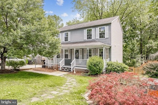 5618 Roundtree Dr, Woodbridge, VA 22193