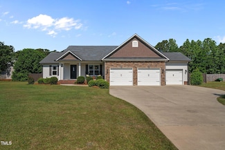 45 Hawley Ridge Dr, Dunn, NC 28334