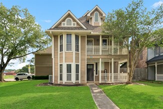 22938 Spring Willow Dr, Tomball, TX 77375
