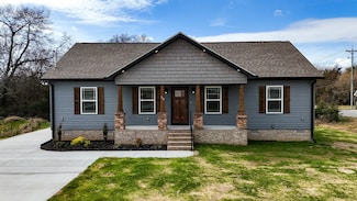 100 Demombreum Cir, Shelbyville, TN 37160