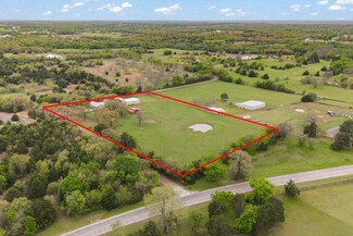 7664 County Road 1103a, Grandview, TX 76050