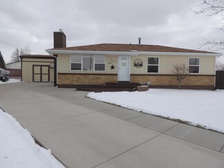 700 35th Ave NE, Great Falls, MT 59404