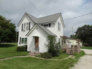 811 3rd Ave NW, Waukon, IA 52172