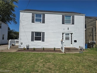 2323 Homewood Dr, Lorain, OH 44055