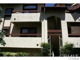 27979 Sarabande Ln Unit 250, Canyon Country, CA 91387
