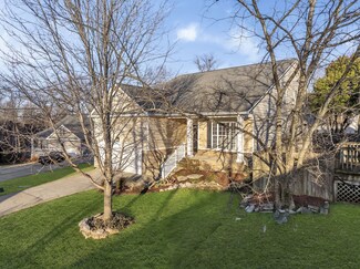 204 Deep Woods Ct, Nashville, TN 37214