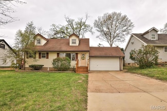 4401 Treadway Ln, Saint Louis, MO 63134