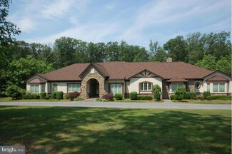 3840 Hooper Rd, New Windsor, MD 21776