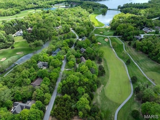 900 Silver Fox Dr, Innsbrook, MO 63390