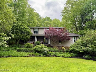 15217 Fox Run, Chagrin Falls, OH 44022
