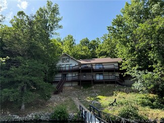 468 Cedar Rd, Lake Ozark, MO 65049