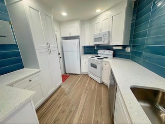3 Greenway Village N Unit 101, Royal Palm Beach, FL 33411