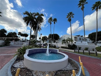 17425 NW 67th Place Unit F13, Hialeah, FL 33015