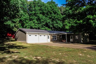 4630 Valley Dr, Nunnelly, TN 37137
