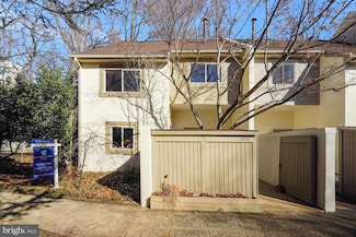 1515 Inlet Ct, Reston, VA 20190