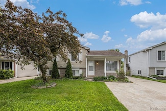 34354 Crosley St, Clinton Township, MI 48035