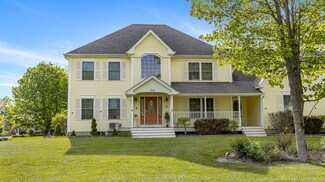 36 Liberty Ave, Hampden, ME 04444