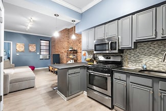 263 1st St Unit 2R, Hoboken, NJ 07030
