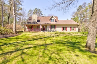 N2775 Stanley Ln, Marinette, WI 54143