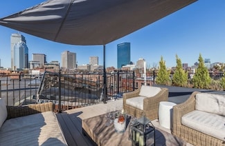 85 Pembroke St Unit 2, Boston, MA 02118