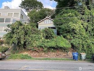 1014 Lakeview Blvd E, Seattle, WA 98102