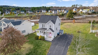 8 Castle Rock, Cumberland, ME 04021