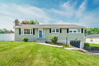 34 Fox Hill Rd, Wethersfield, CT 06109