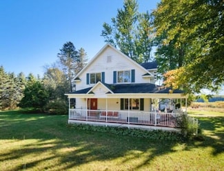 1621 W Beyer Rd, Ludington, MI 49431