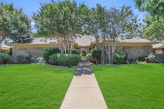 2208 Blue Cypress Dr, Richardson, TX 75082