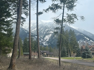 113 Wood Ridge Dr, Columbia Falls, MT 59912