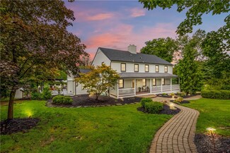 2354 Kuhlview Dr, Pittsburgh, PA 15237