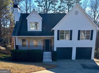 1029 Regency Dr, Acworth, GA 30102