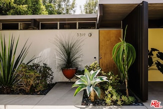 3319 Tareco Dr, Los Angeles, CA 90068