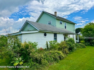 14 Plum Ave, Carbondale, PA 18407