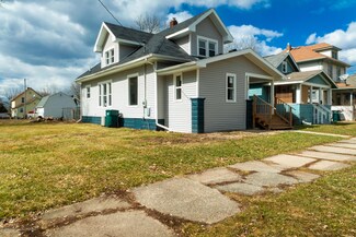 1515 Vermont Ave, Lansing, MI 48906