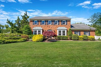 20 Vineyard Way, Mount Sinai, NY 11766