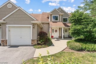 40 Bourne Cir Unit 1304, Hamburg, NJ 07419