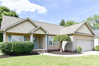 4082 Whispering Springs Ln, Mogadore, OH 44260