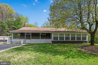 6131 Four Point Rd, Bethel, PA 19507