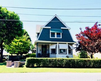 2 E Penn St, Lyons, PA 19536
