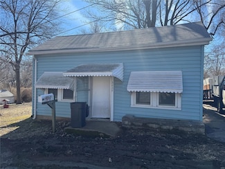 3630 Brown Rd, Saint Louis, MO 63114