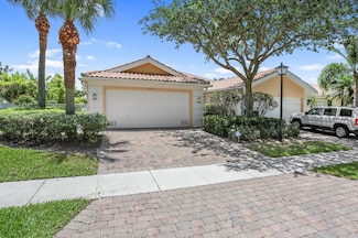 8210 Saint Johns Ct, Wellington, FL 33414