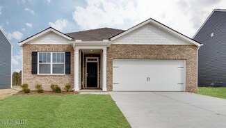 95 Thorn Tree St, Byhalia, MS 38611