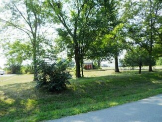81 N Linn Valley Dr, Linn Valley, KS 66040